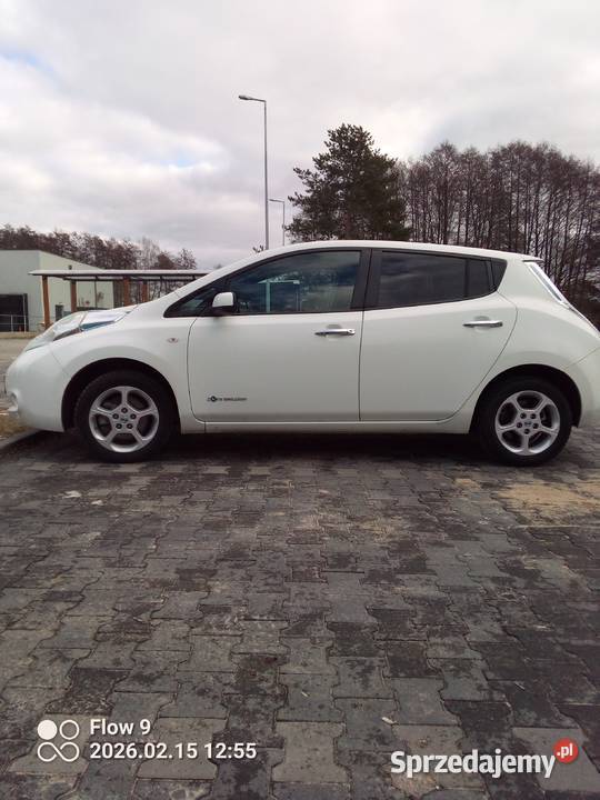 Nissan Leaf 24 kWh mit Batterie TEKNA 2015r 30 zmieniarka CD Goleniów sprzedam