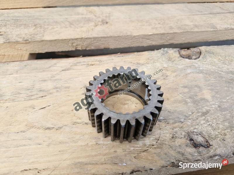 Piasta Massey Ferguson 6120 8110 8250 Skrzynia biegów Byków sprzedam