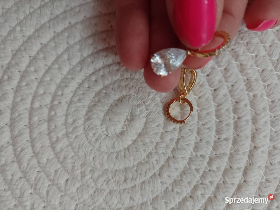ASOS Bogato zdobione kolczyki Biznesowe Gold