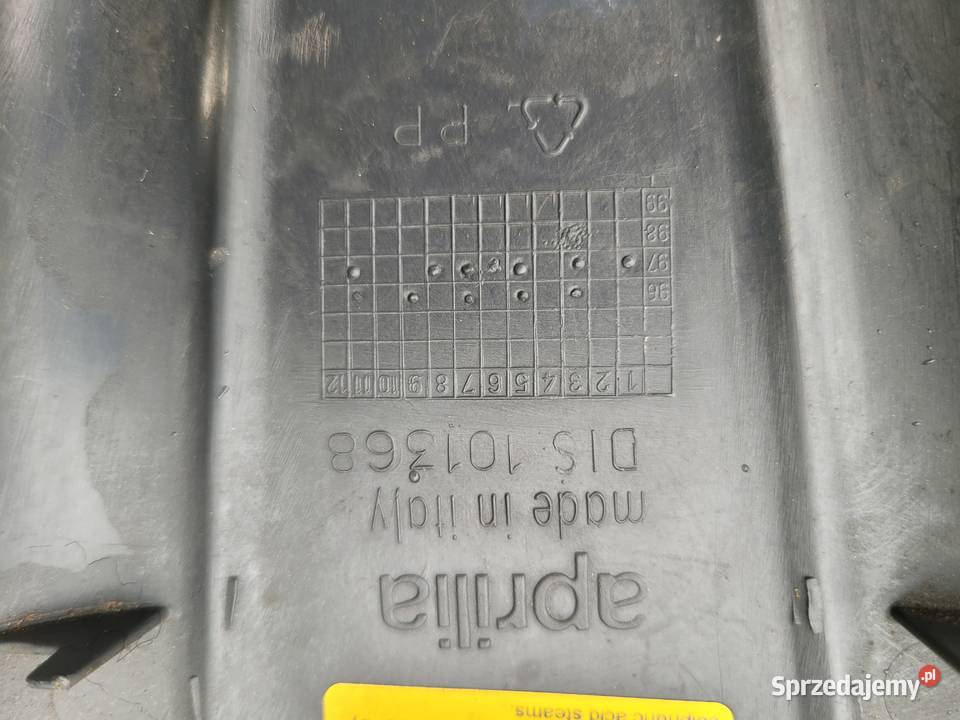 APRILIA SR oslona akumulatora Piła sprzedam