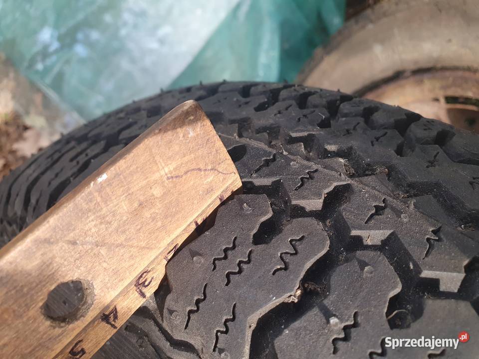 Komplet opon do starych aut Wartburg Fiat osobowe Warszawa