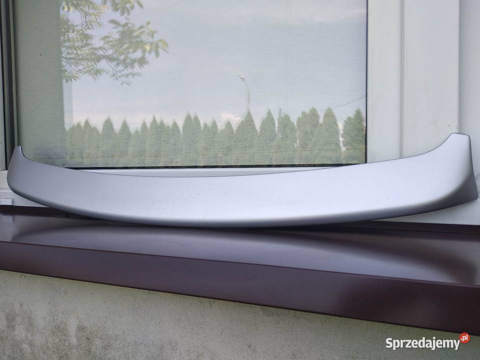 Ford Fiesta MK5 MK6 lotka spoiler na klapę