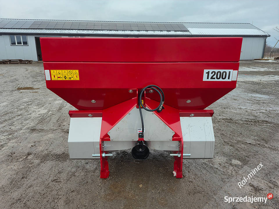 Rozsiewacz do nawozów STRUMYK TYTAN Hydraulika nieuszkodzony Konin sprzedam