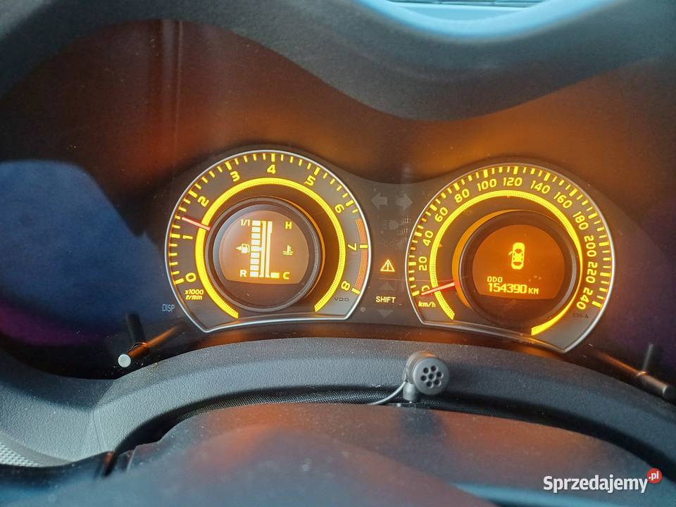 Toyota Auris 16 benzynaLPG Auris lubelskie Żółkiewka-Osada