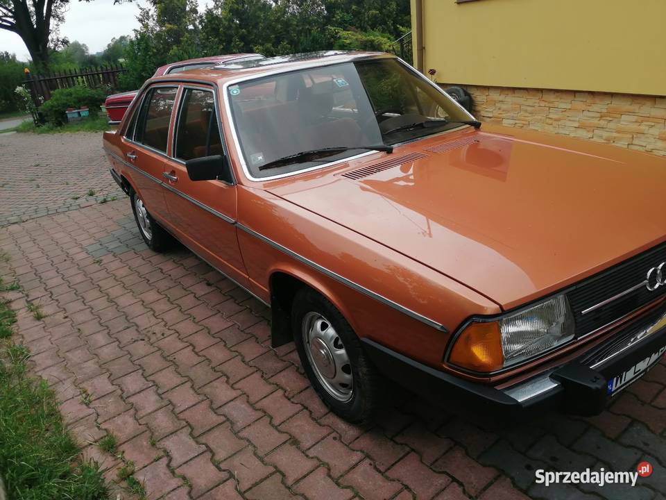 Fabrycznie Audi 100 C2 1977 5E 100 Piotrkówek