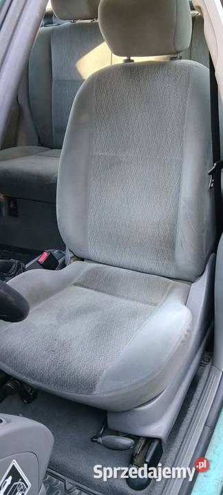 2000 Ford Focus 16 benzyna Tyrawa Wołoska sanok Focus sprzedam