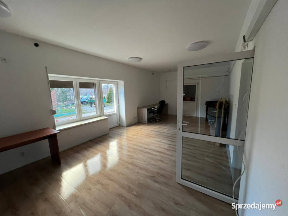 Lokal użytkowy 212m2 bezczynszowy klimatyzacja Bielawa