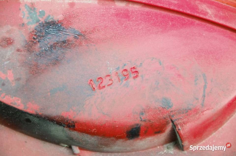 LAMPA LEWA TYŁ AUDI A4 B5 Lipno sprzedam