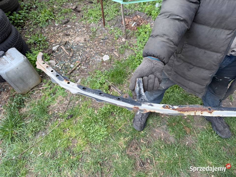 Listwa mocowanie zderzaka lexus LS400 ucf10