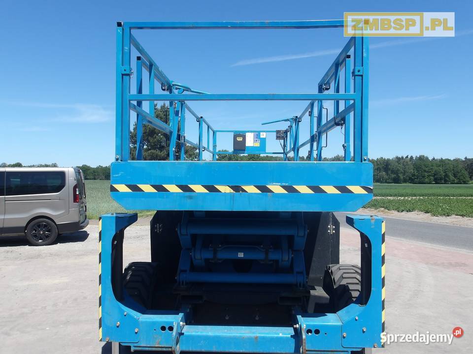 Podnośnik nożycowy spalinowy Genie GS3390 RT 4x4 Motoryzacja Pleszew