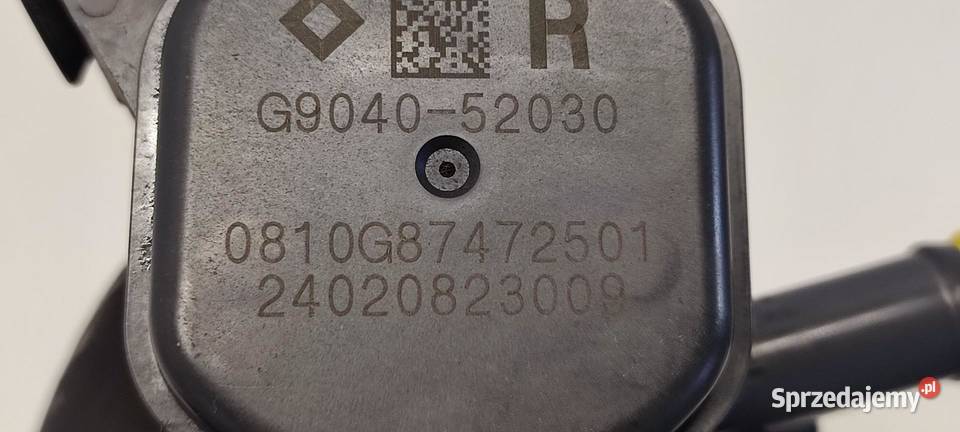 MAZDA 2 TOYOTA YARIS IV POMPKA WODY 15 HYBRID