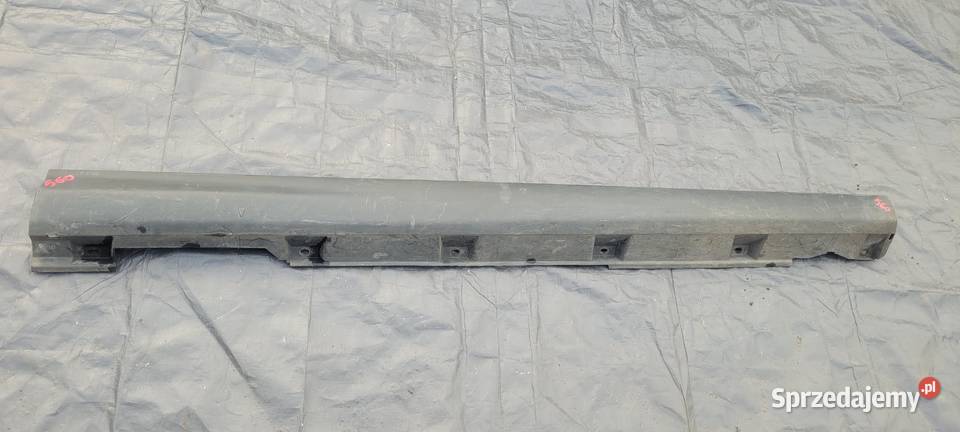 FORD FOCUS MK3 LISTWA PROGOWA PRAWA PROG listwy boczne Karoseria Części samochodowe śląskie