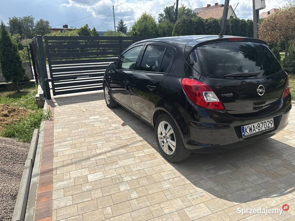 Opel corsa D 2013 14 benzyna najbogatsze Zarejestrowany w Polsce