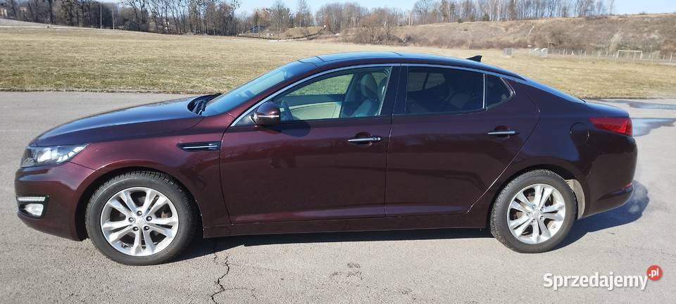 Sprzedam w ładnym kolorze Kia Optima klimatyzacja