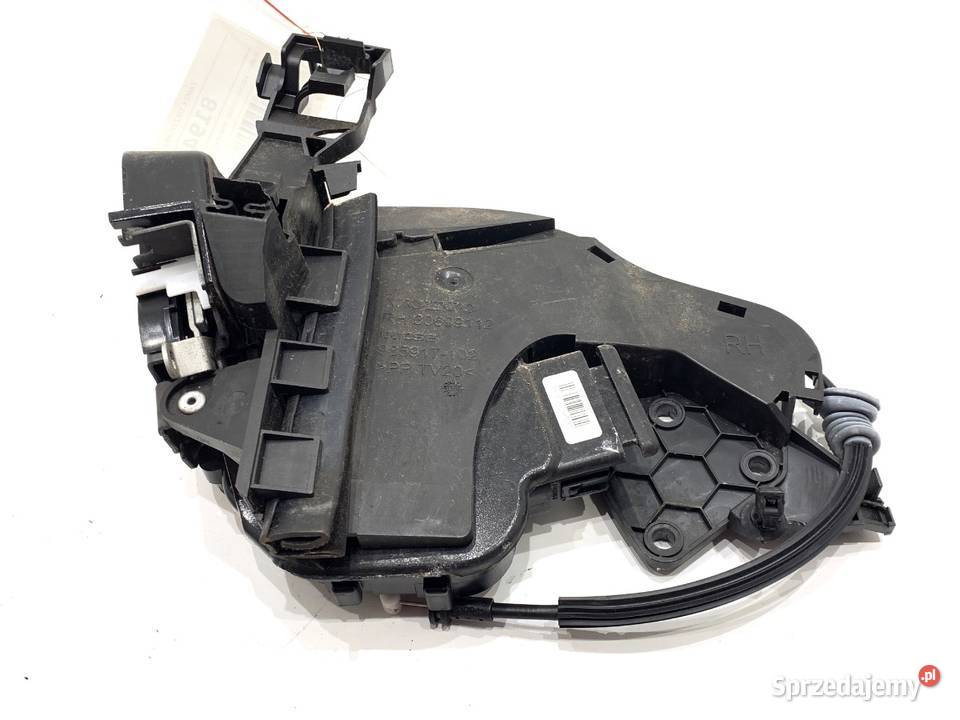 ZAMEK DRZWI PRAWY TYŁ VOLVO V50 Kombi 30699112 osobowe