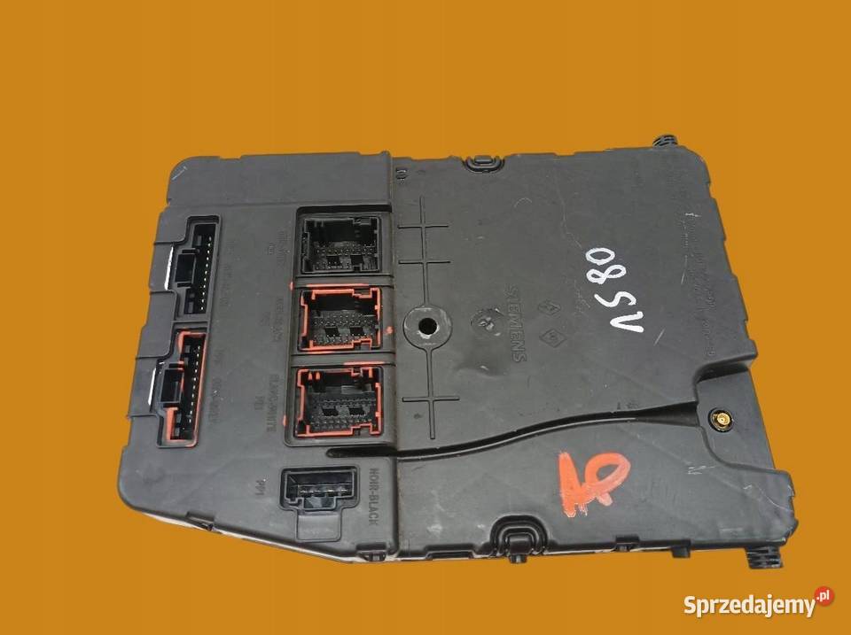 SKRZYNKA BSI 8200309693 UCH X84 N3 Renault