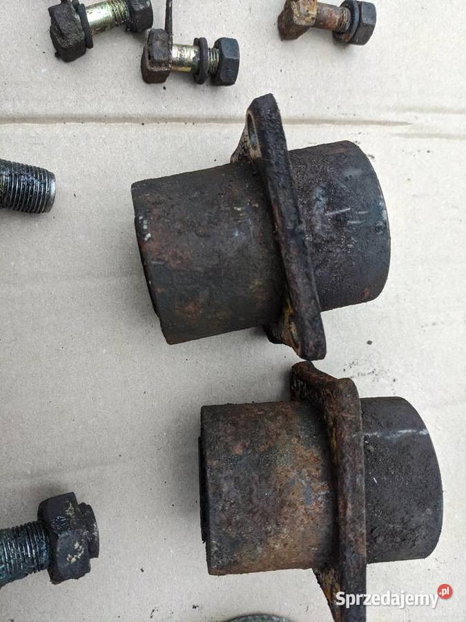 Fiat 126p piasta czop półoś tarcze kotwiczne NT Pozostałe Stalowa Wola