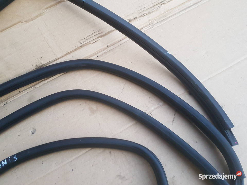 Suzuki Ignis FH 0003 uszczelki ramki dachu Legnica