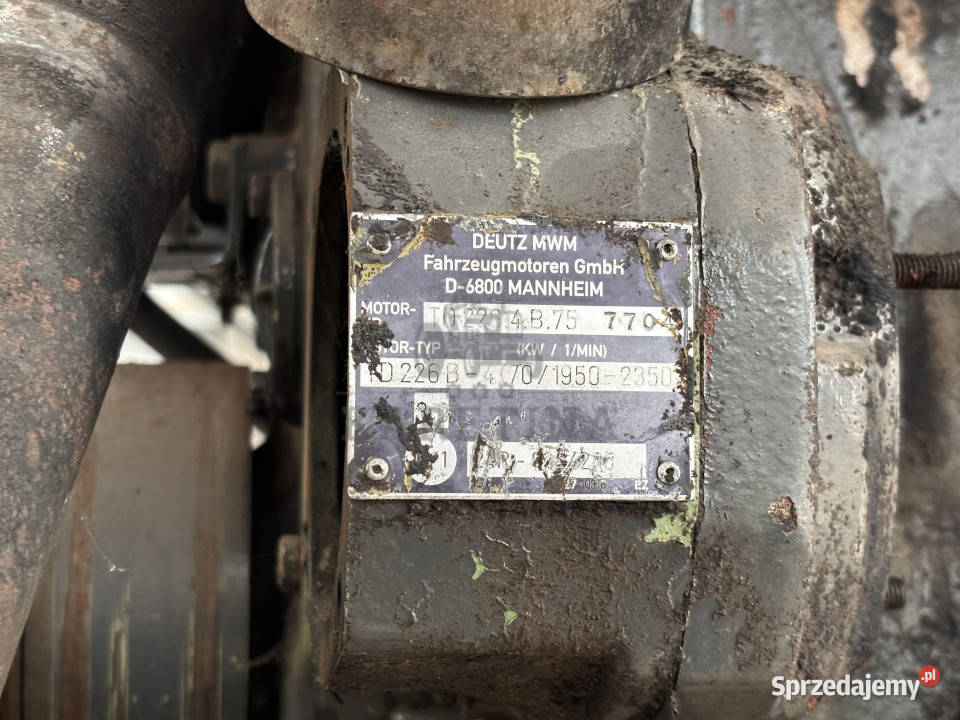 Fendt 309 Deutz TD226B4 MWM Silnik Blok Pokrywa Pozostałe Jastrzębniki