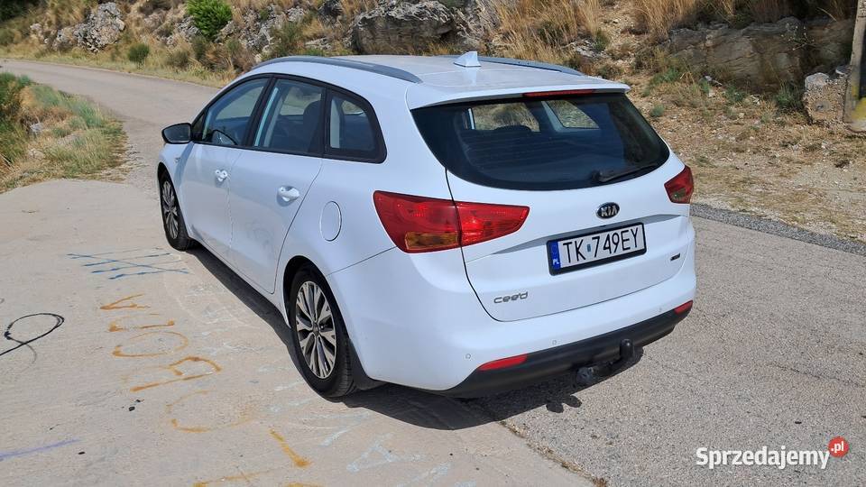 KIA CEED 2 Kombi 16 crdi 136 kmSzawajcaria Kielce