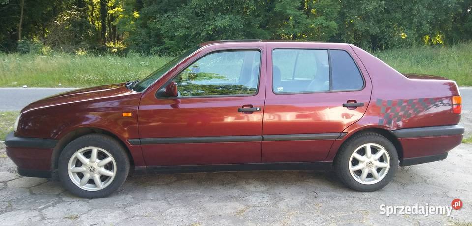 Bezwypadkowe VW Vento Jetta 18 z niemiec 1993r zachodniopomorskie Dębno sprzedam