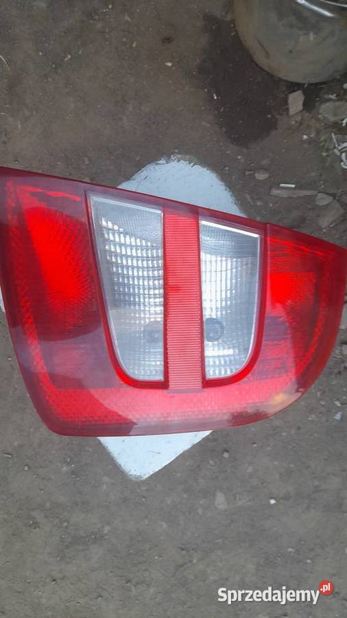 Lampy tył skoda fabia hatchback Ząbkowice Śląskie