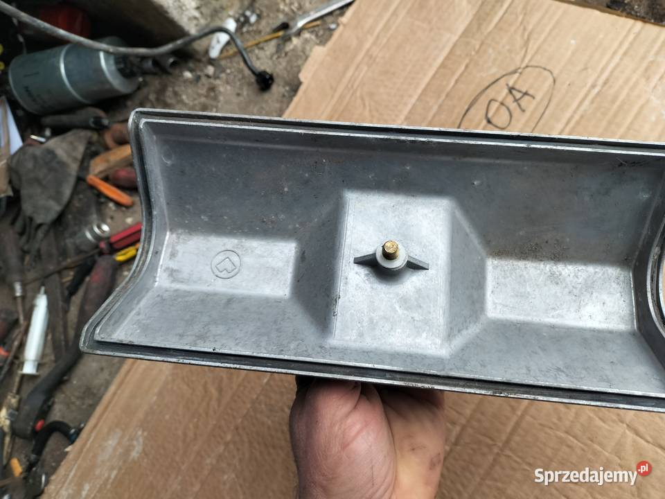 ALUMINIOWY DEKIEL DEKIELEK POKRYWA BUTLI ZAWORU osobowe Kamień-Kolonia