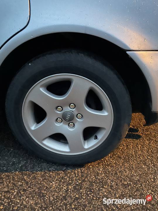 Sprzedam audi A4 B5 18T quattro światła przeciwmgielne Samochody osobowe Rybnik