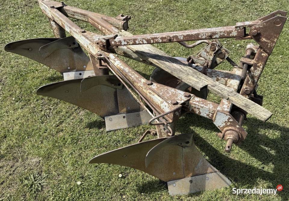 Pług 3 skibowy Agromet w orgianalnym stanie Do ciągników dolnośląskie Chojnów sprzedam
