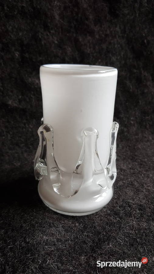 Wazon proj Jerzy SłuczanOrkusz Myszków