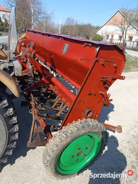 Siewnik Poznaniak 27m Na docisku Nowy typ nieuszkodzony Czermin