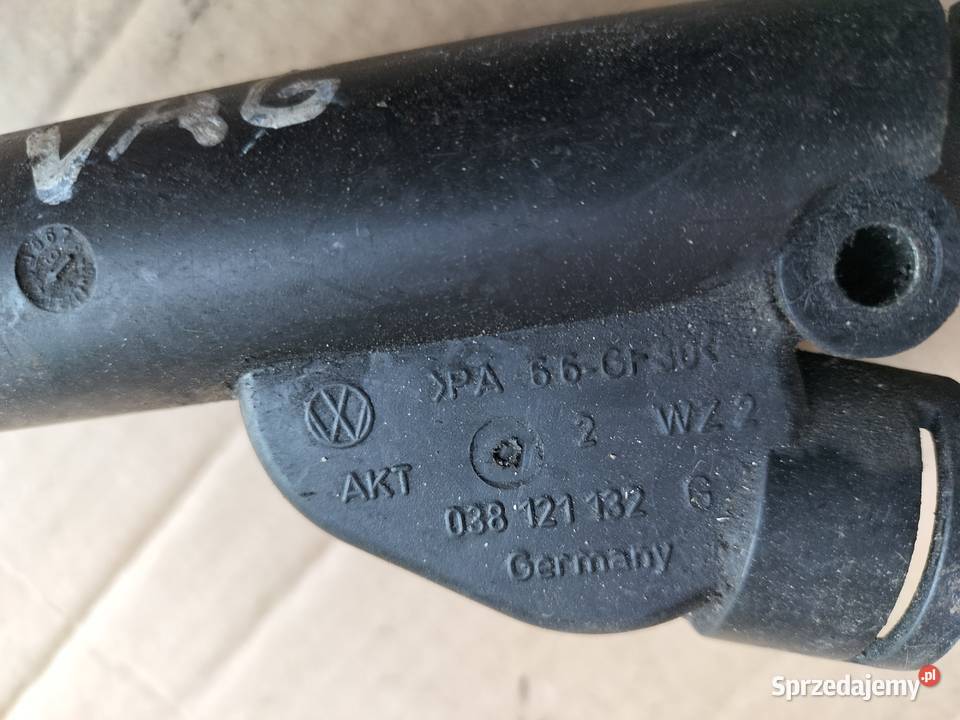 KRÓCIEC WODY PŁYNU 038121132G osobowe Pozostałe