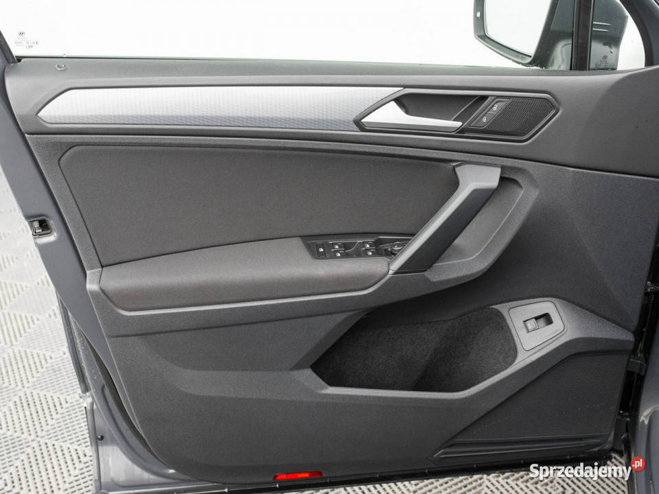 Volkswagen Tiguan WE6E55315 TSI LIFE DSG Podgrzf Gdańsk