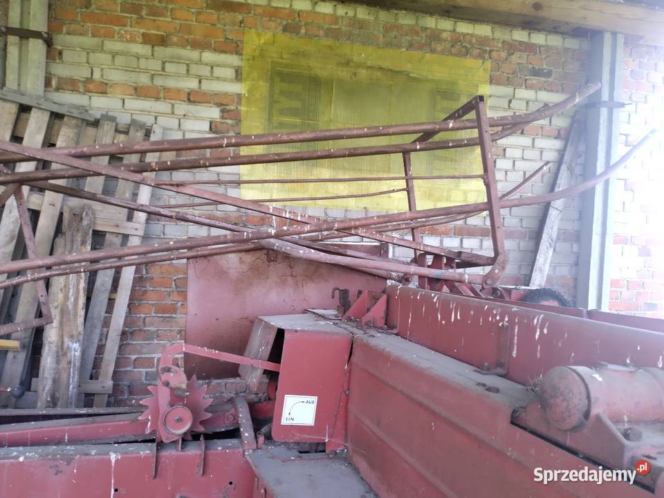 Prasa Kostka Massey Ferguson typ 208 nieuszkodzony łódzkie Rusociny