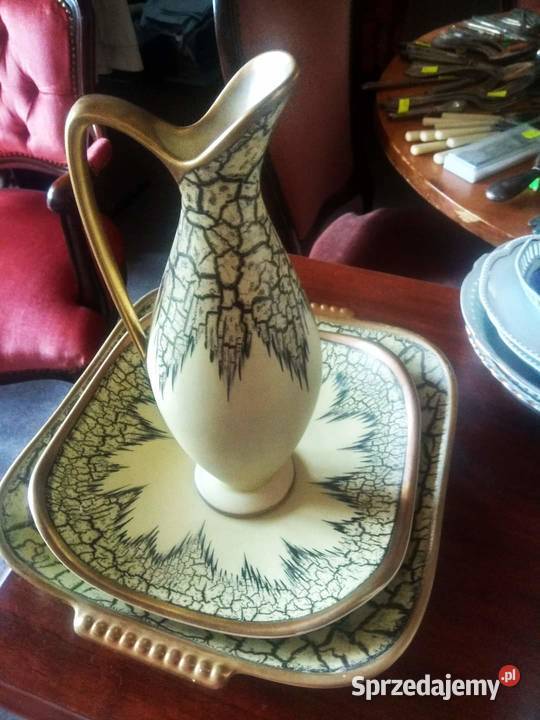 Przepiękna amfora i 2 Patery
Sygnowana HHR
Firmę Gdańsk sprzedam