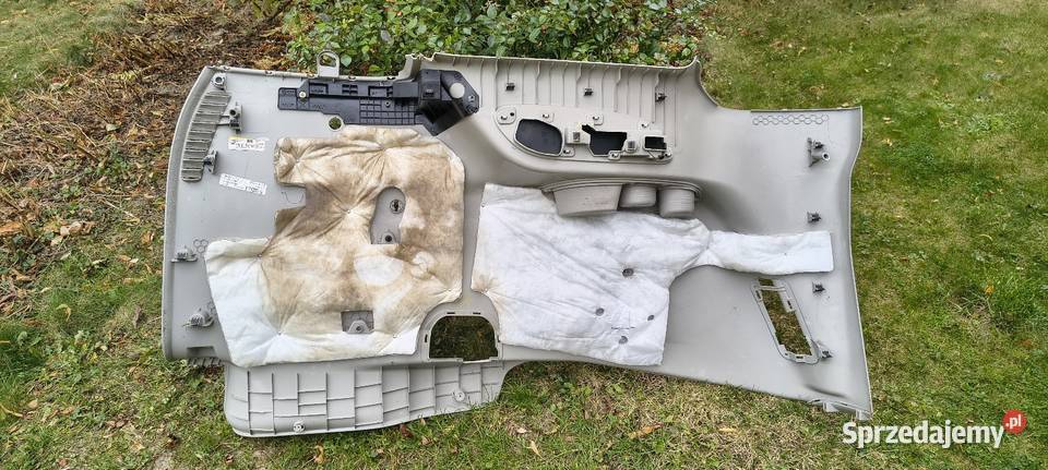 Boczek bagażnika prawy Chrysler Pacifica śląskie Stara Wieś sprzedam