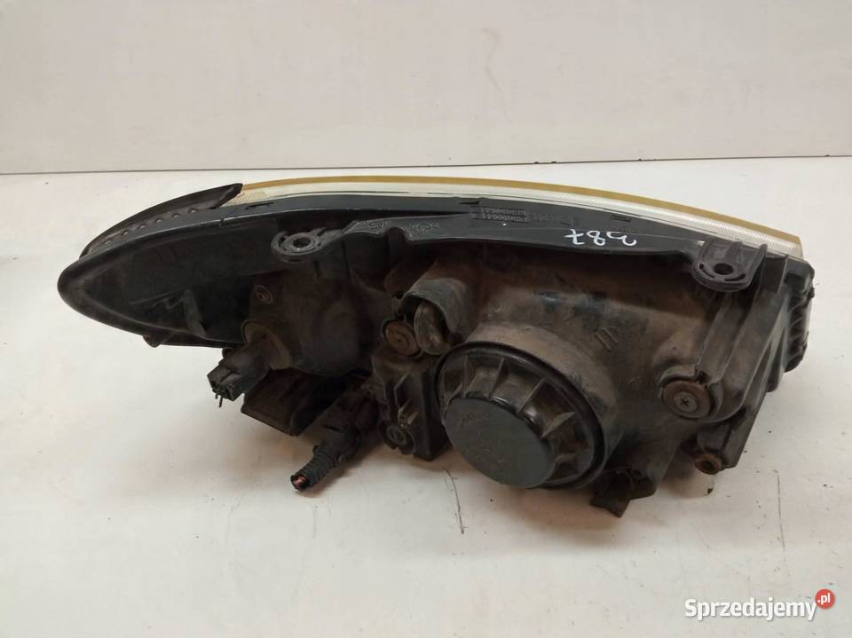 LAMPA PRZÓD LEWA EU Kia Cerato I 20032008