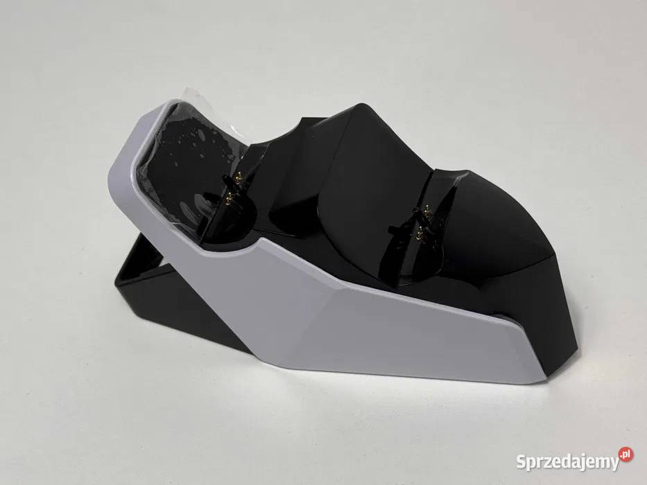 Stacja ładująca do padów 5 Playstation 5 Mad Dog