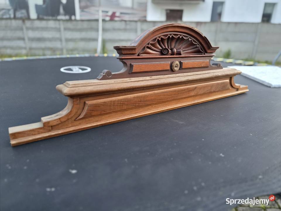 Antyczna korona zwieńczenie Szczecinek
