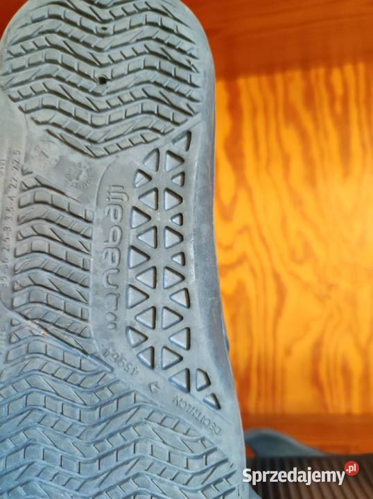 nabaiji klapki sandały basenowe basen Kielce