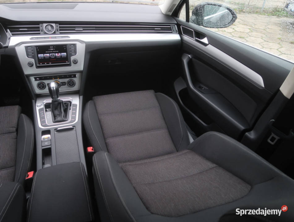 VW Passat 20 TDI Rok produkcji 2016 Łódź