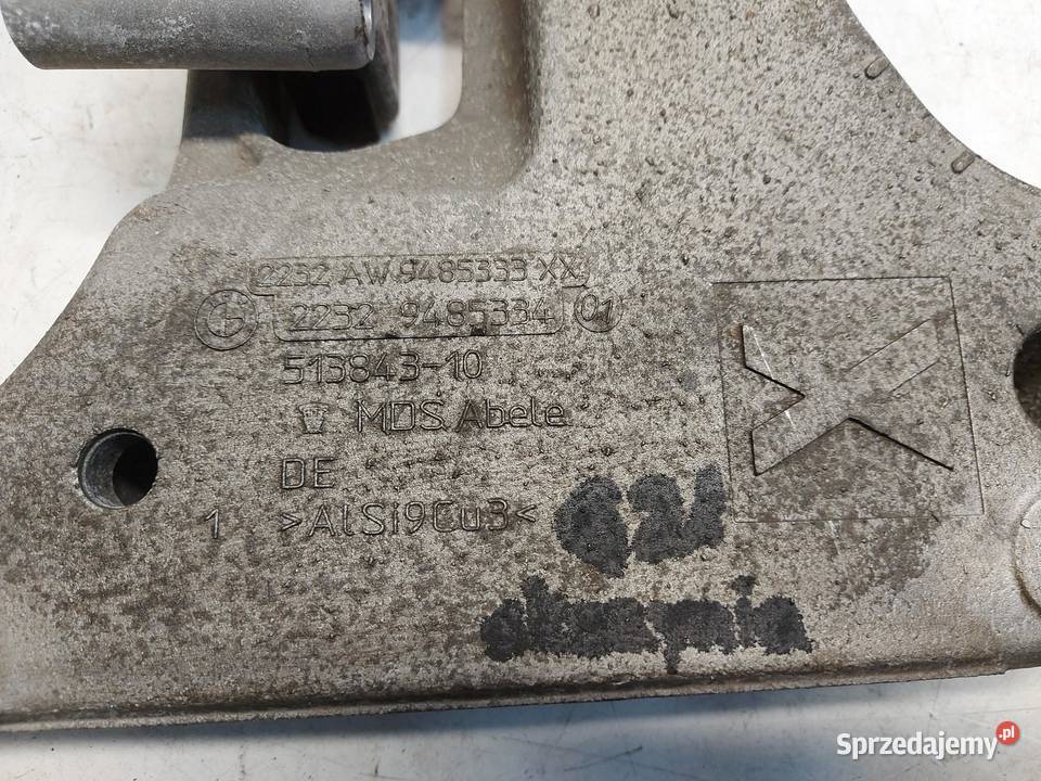 BMW G21 G20 330e mocowanie łapa wspornik skrzyni