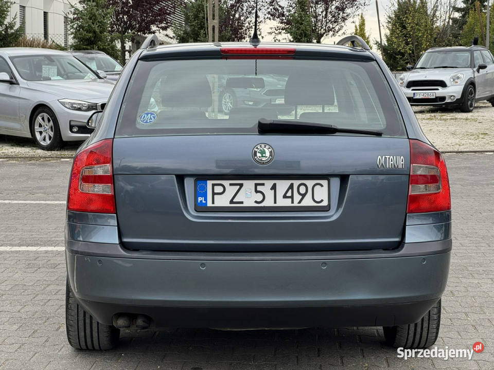 koda Octavia FILMElegance SalonXENONDSGRoczna Škoda