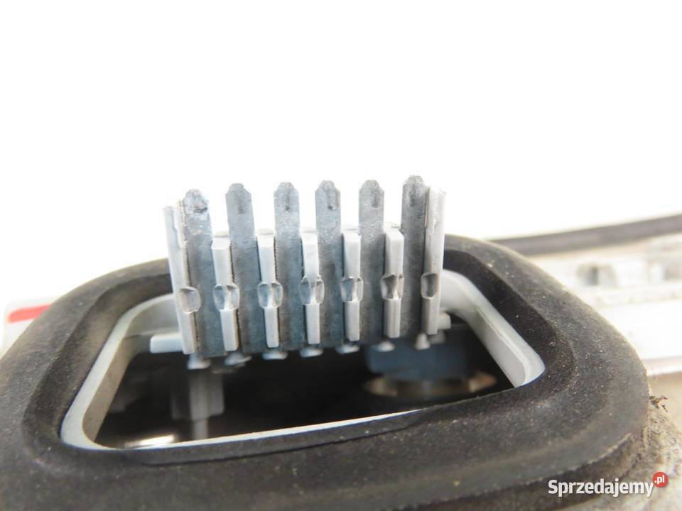 LAMPA PRAWA TYLNA OPEL ZAFIRA A WKLAD 6 PIN