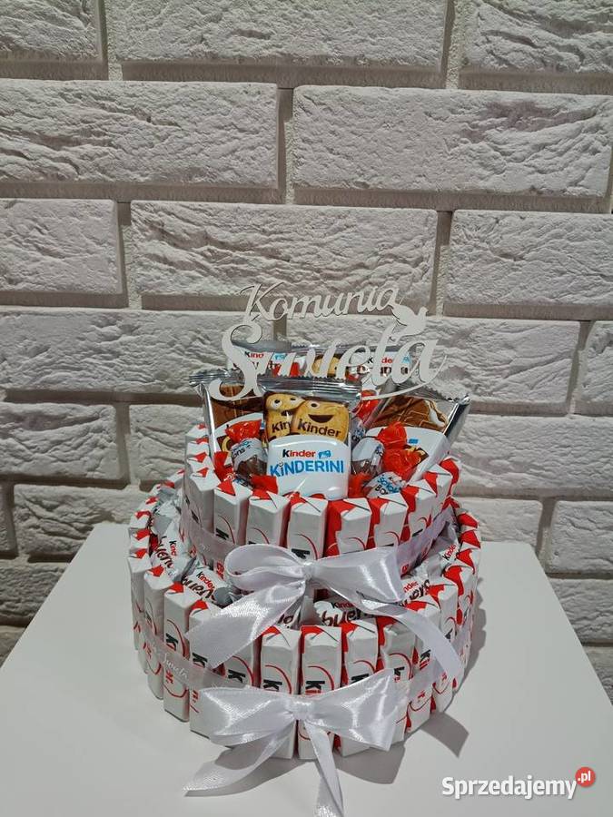 Tort ze słodyczy Kinder Prezent na Komunię Konin