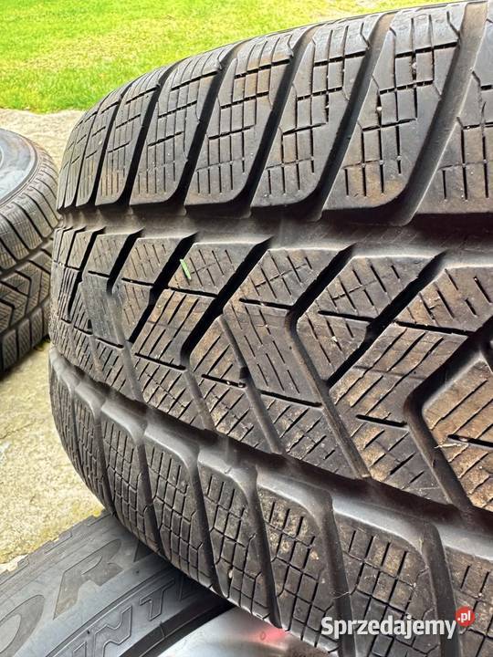 Koła Mercedes ML Opony zimowe 25555 R18 Samochodowe Gościeradów Ukazowy sprzedam