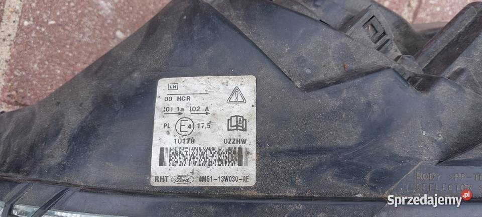 Lampy przód lewa prawa oryginalne Ford Focus Mk Rok produkcji 2007 zachodniopomorskie Szczecin