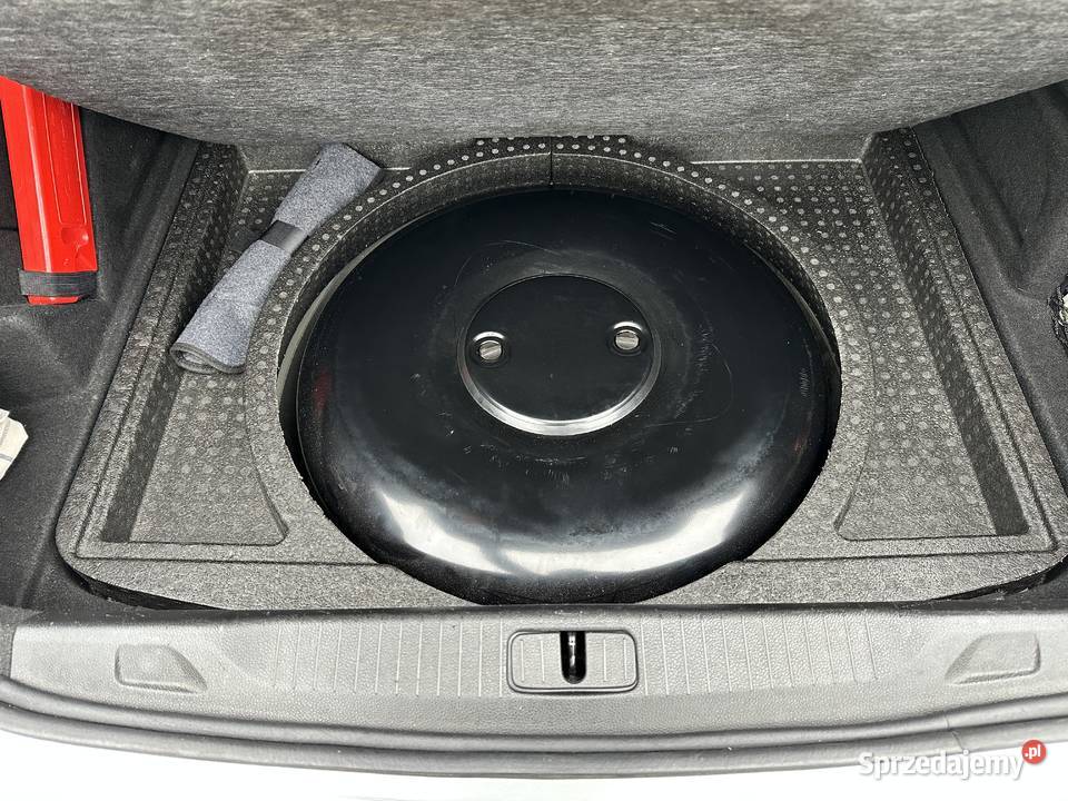 Opel Astra J 2018 Sedan 14 LPG ekonomiczny benzyna+LPG Lubań