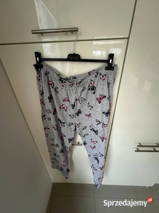 Przepiękny komplet piżamy w motylki XL La Penna Gdańsk sprzedam