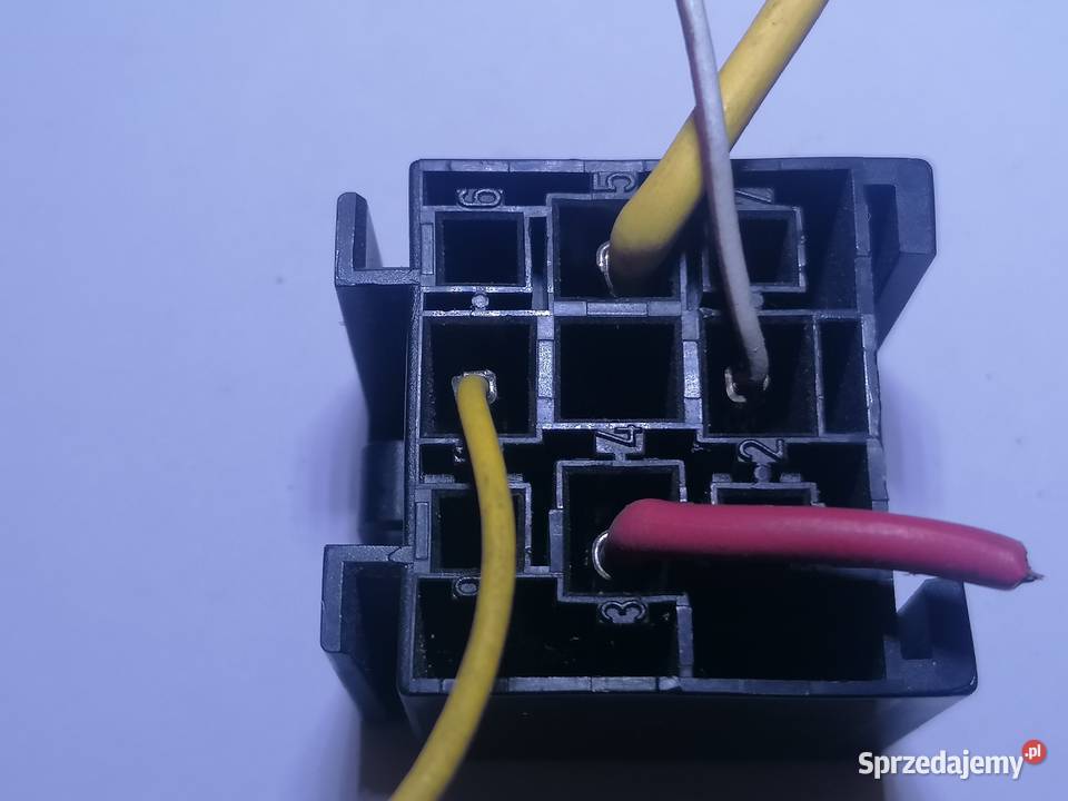 przekaźnik 12V 40A Renault 8200338695 łódzkie Piotrków Trybunalski